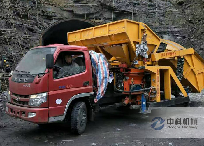 貴州畢節(jié)自動上料噴漿機(jī)施工現(xiàn)場